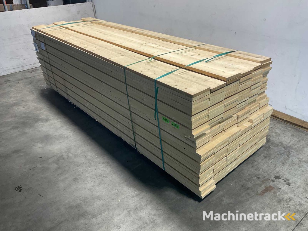 Planed spruce board 360x20x3 cm (75x)