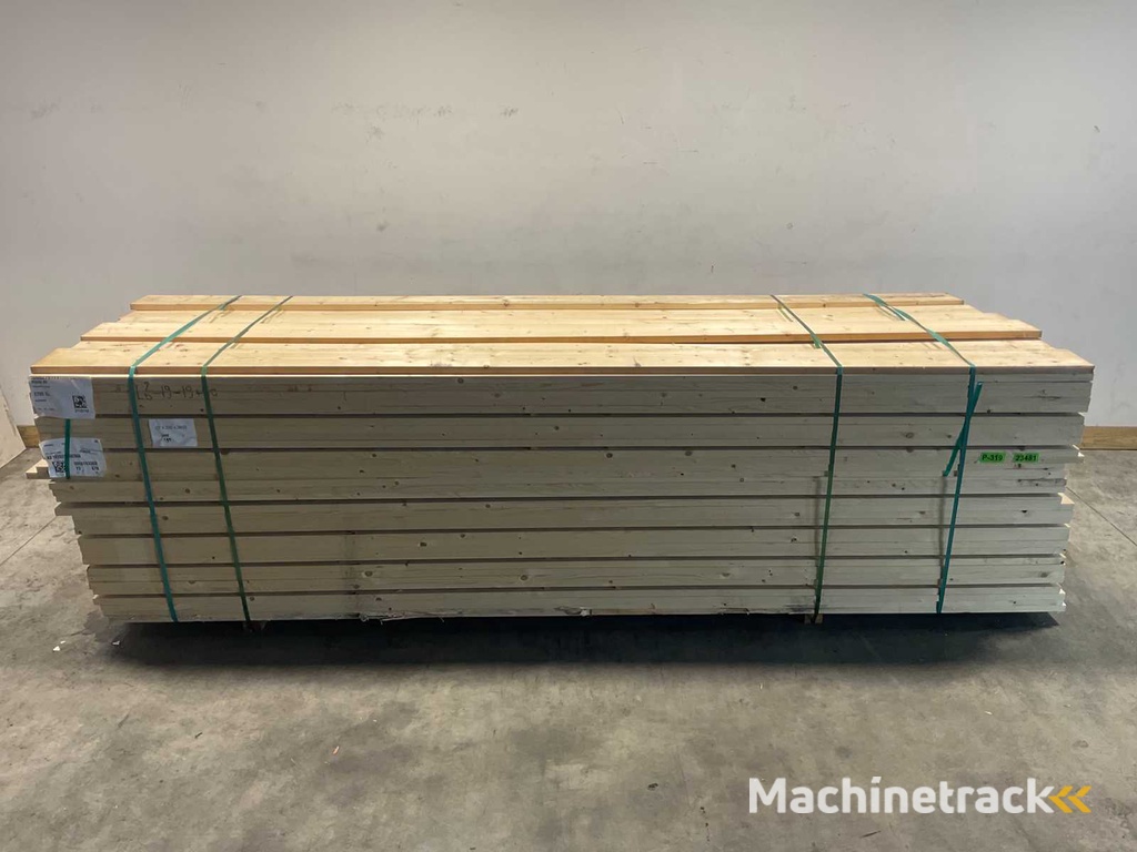 Planed spruce board 360x20x3 cm (75x)