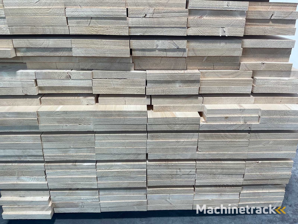 Planed spruce board 360x20x3 cm (75x)