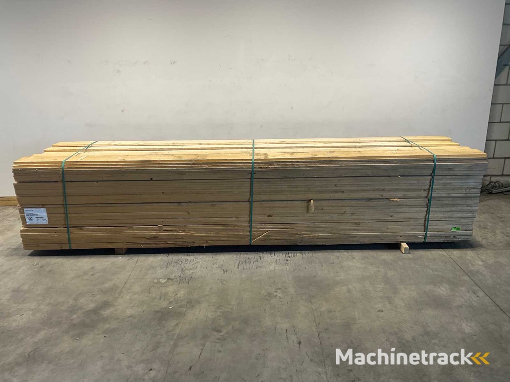 Spruce shelf 450x20x2.2 cm (79x)