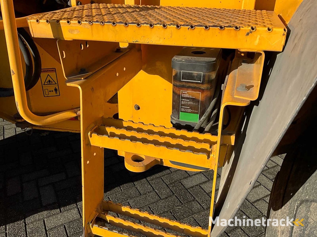 2005 Volvo L60E Shovel