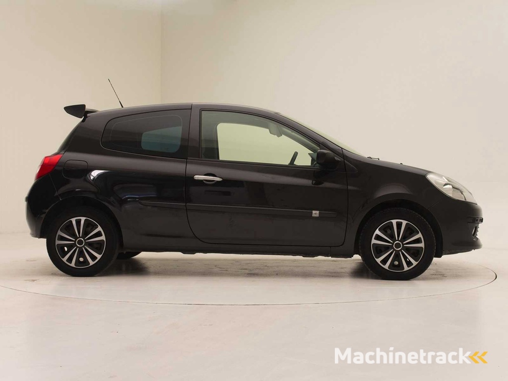 RENAULT CLIO 2008