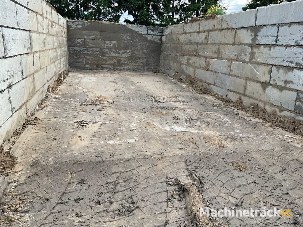 Stelcon Concrete Slab (19x)