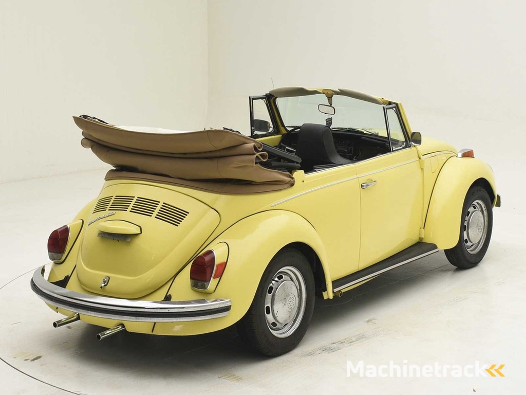 VOLKSWAGEN BEETLE CONVERTIBLE