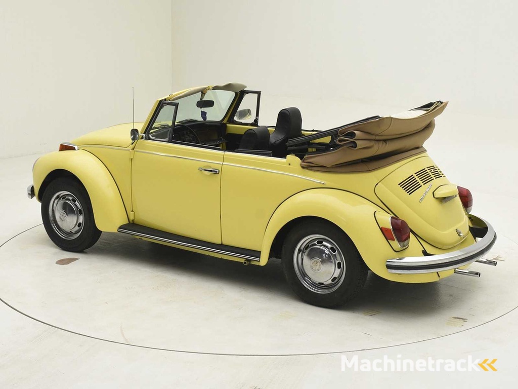 VOLKSWAGEN BEETLE CONVERTIBLE