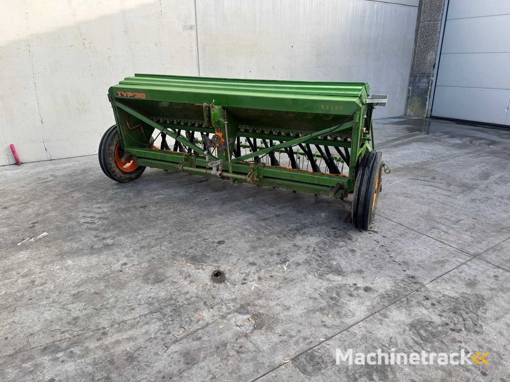 Amazon - D7/30 - Precision Seeder