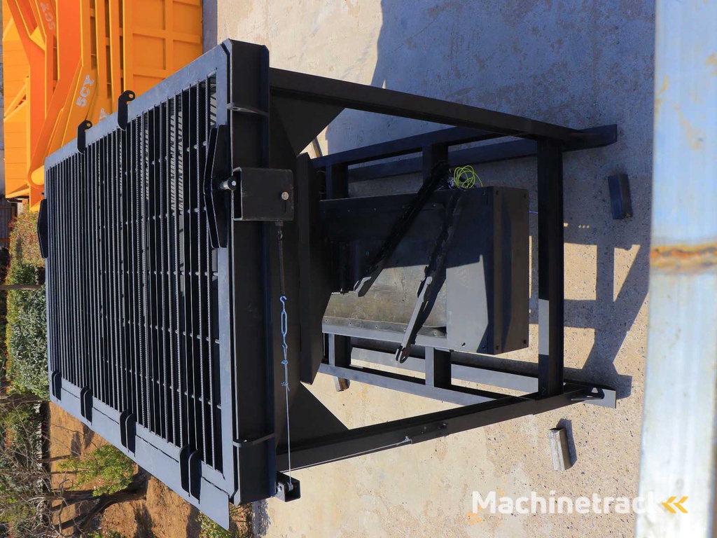 2025 Rhino-Cross Dosing Bucket with Conveyor Other Feeding Technology