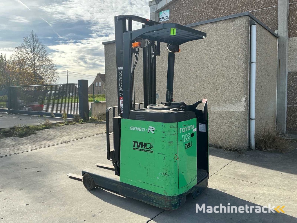 2007 Toyota Geneo-R 15 Reach truck