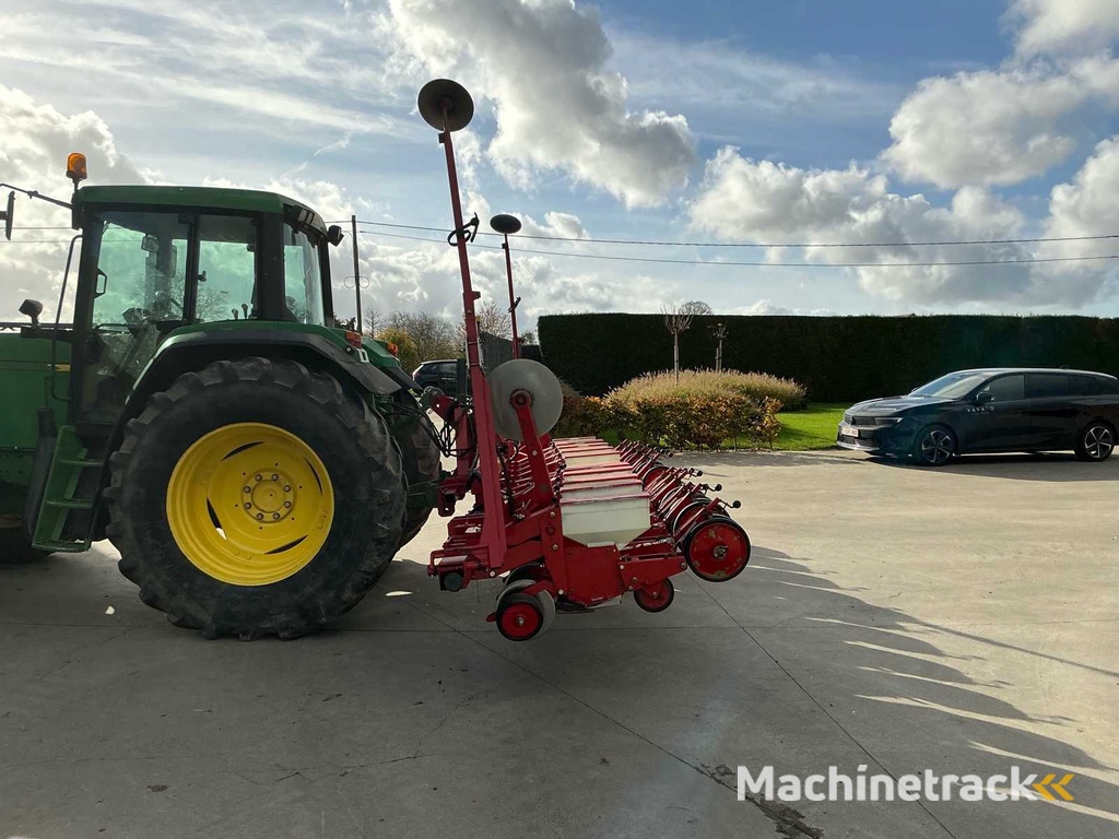 2005 Gilles C-Precis+ Precision Seeder