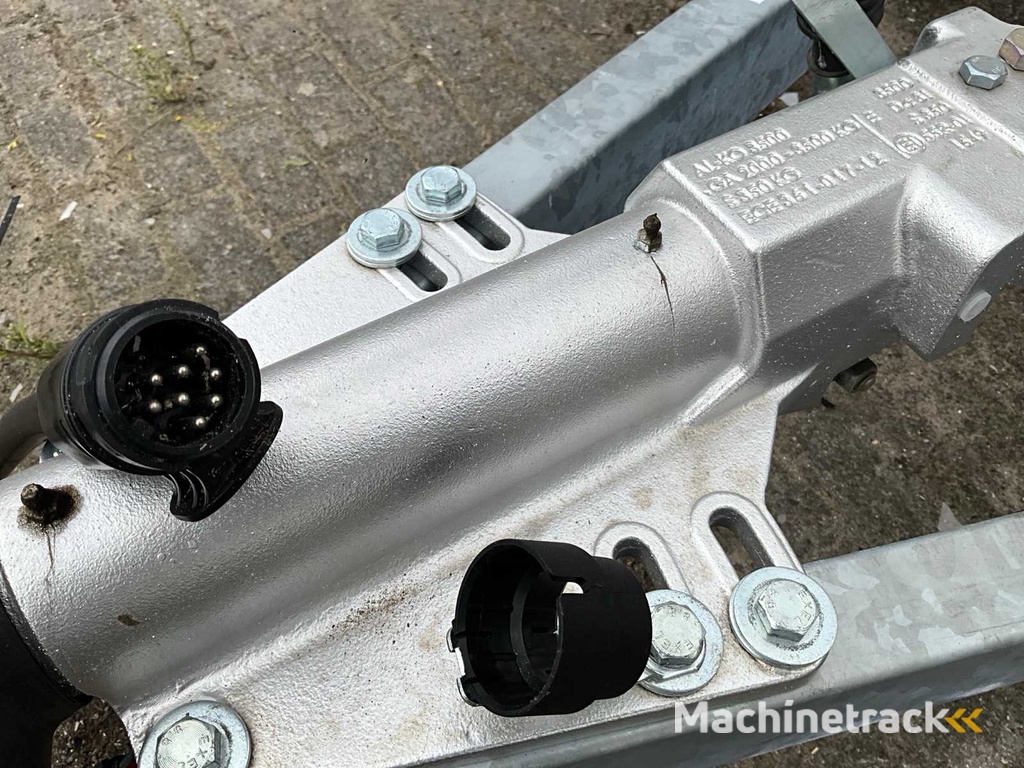 Hulco Medax-3 Trailer