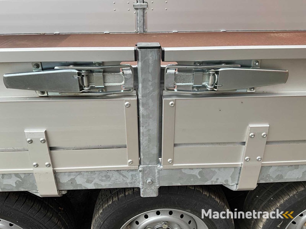 Hulco Medax-3 Trailer