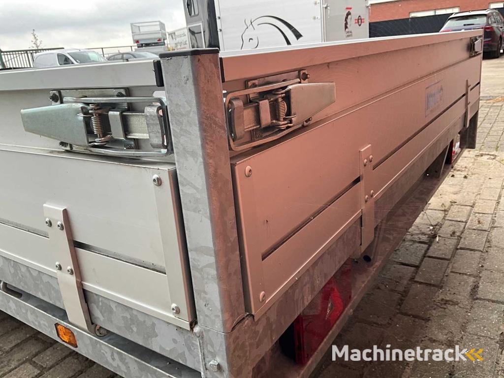 Hulco Medax-3 Trailer