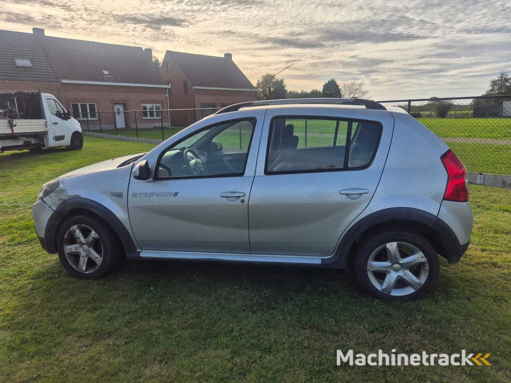 Dacia Sandero PKW 2012