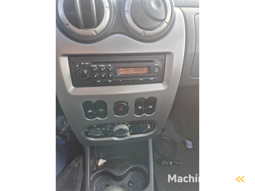 Dacia Sandero PKW 2012