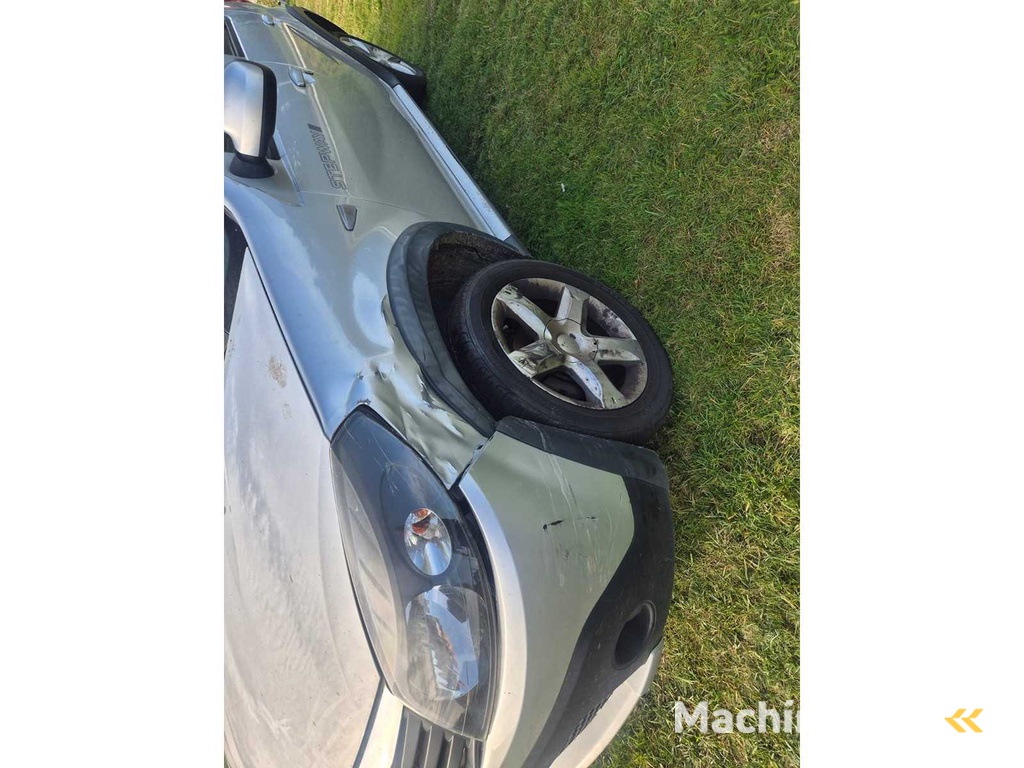 Dacia Sandero PKW 2012