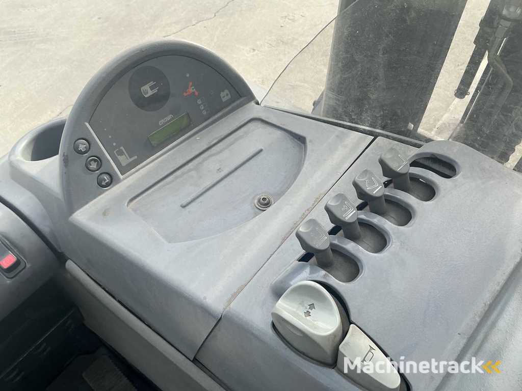 2007 Crown ESR4500 Schubmaststapler