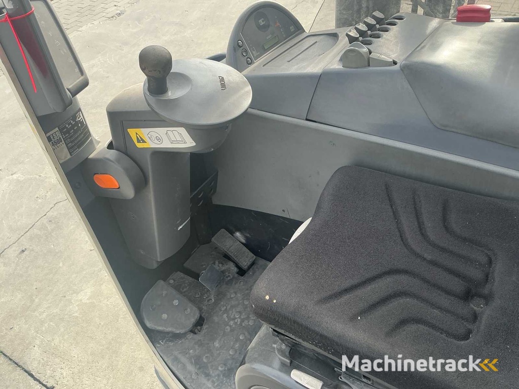 2007 Crown ESR4500 Schubmaststapler