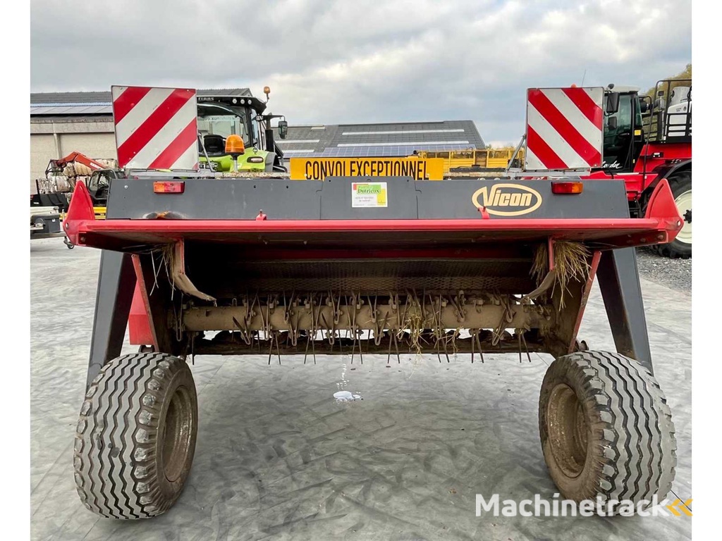 Vicon Mähwerk Anhängeaufbereiter EXTRA 832 DT Sonstiges Landwirtschaft