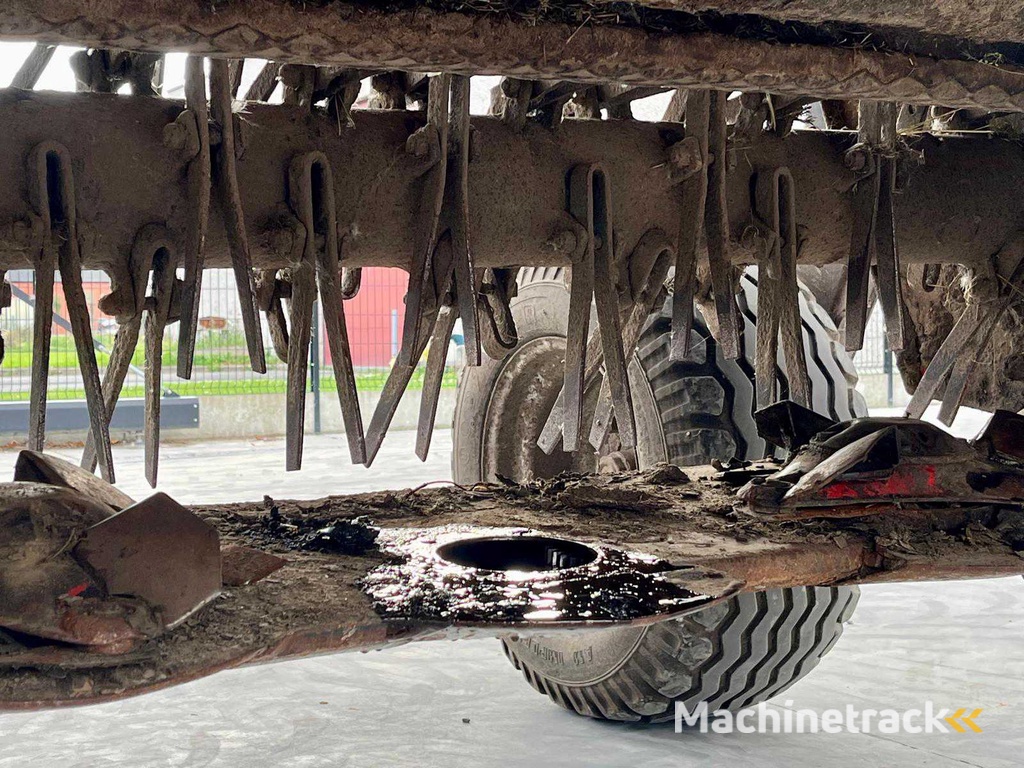 Vicon Mähwerk Anhängeaufbereiter EXTRA 832 DT Sonstiges Landwirtschaft