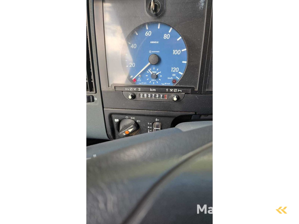 1999 Mercedes-Benz Atego depannagewagen / autotransporter