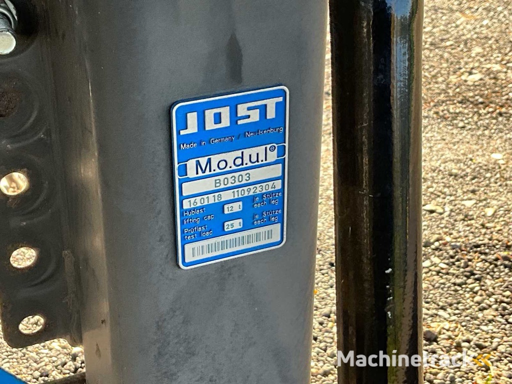 1994 Rendert den Kühlauflieger ROC 12.26 DK mit Thermo King SB II