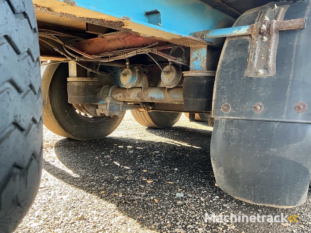 1994 Rendert den Kühlauflieger ROC 12.26 DK mit Thermo King SB II