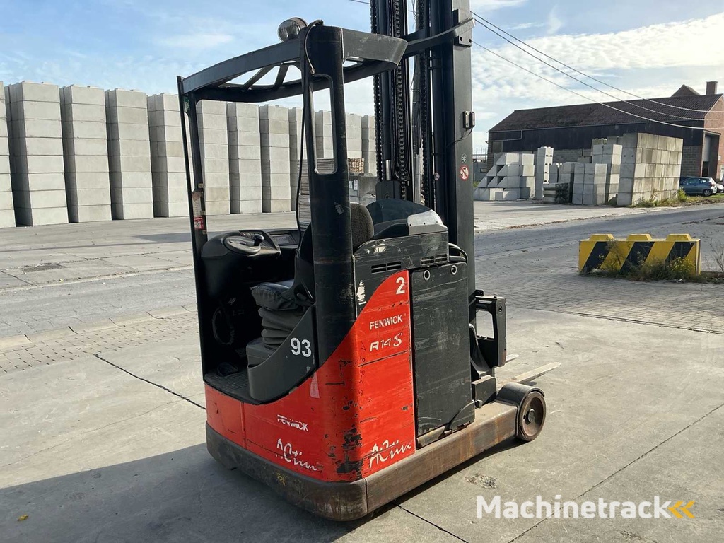 2011 Linde R14-S12 Reach truck