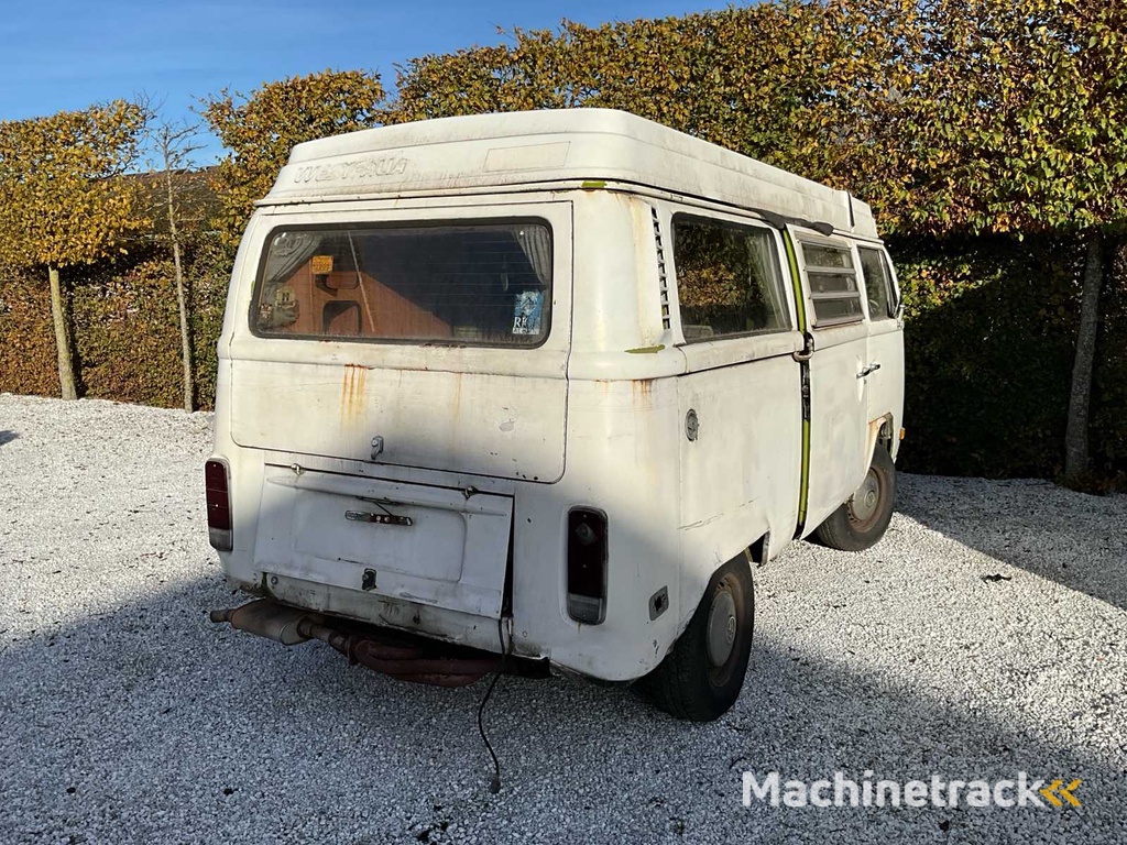 Volkswagen T2B berlin Auto