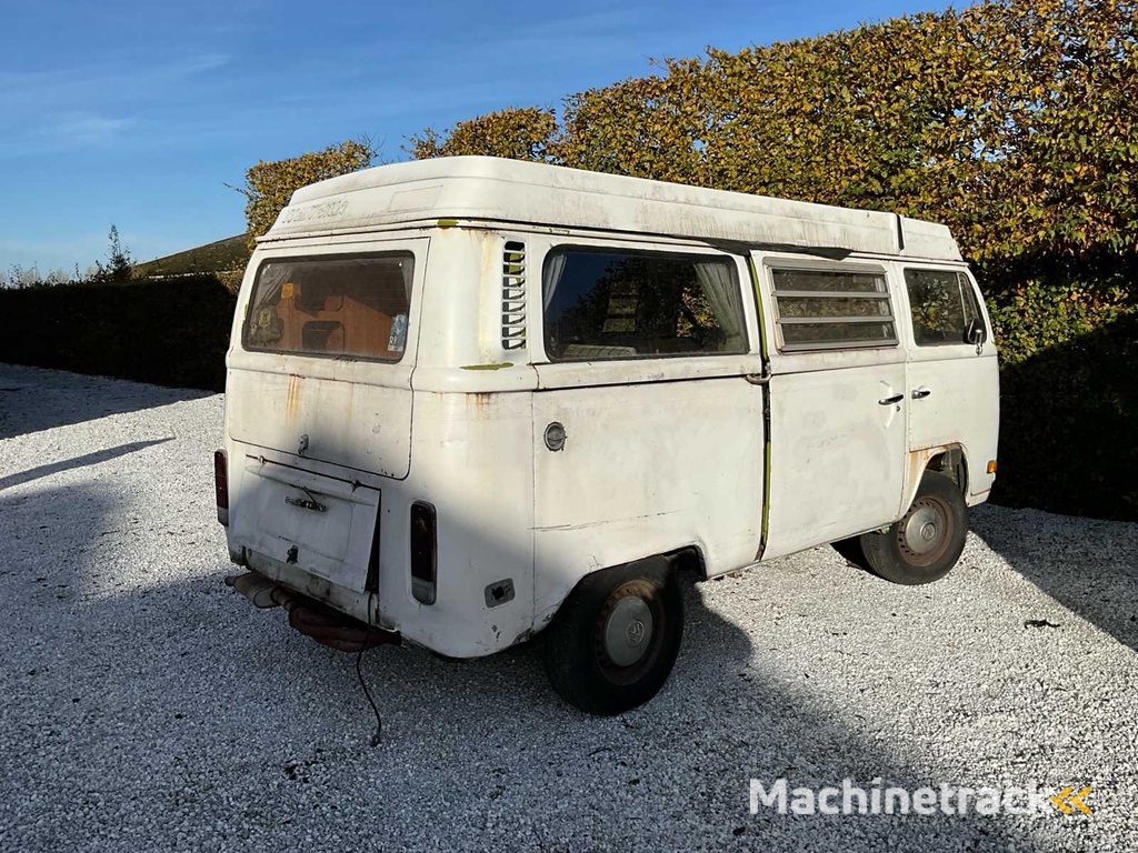 Volkswagen T2B berlin Auto