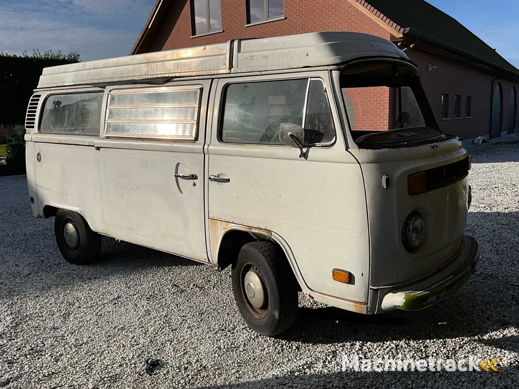 Volkswagen T2B berlin Auto