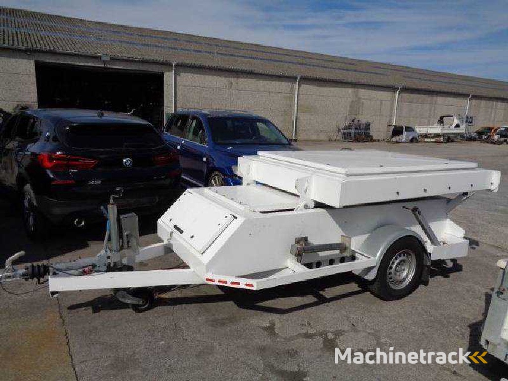 Knott GmbH KF20Z / KF13 Mobiele instructie Radar Trailer Signalering