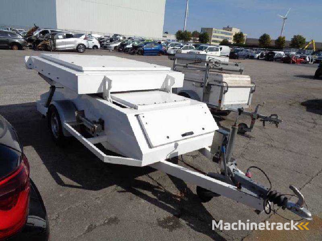 Knott GmbH KF20Z / KF13 Mobiele instructie Radar Trailer Signalering