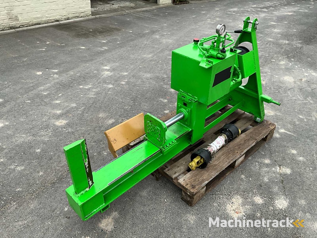 Ricon Mounted Wood Splitter