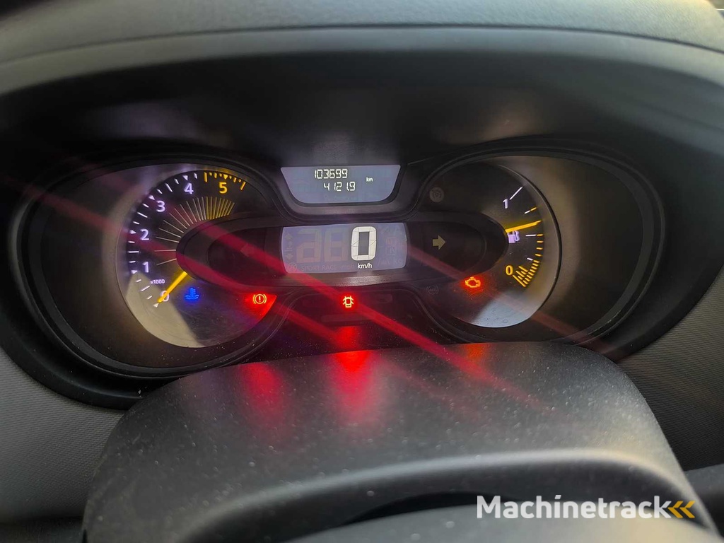 Renault Trafic 1.6 dCi | 2016 | 103.699 km | Diesel |