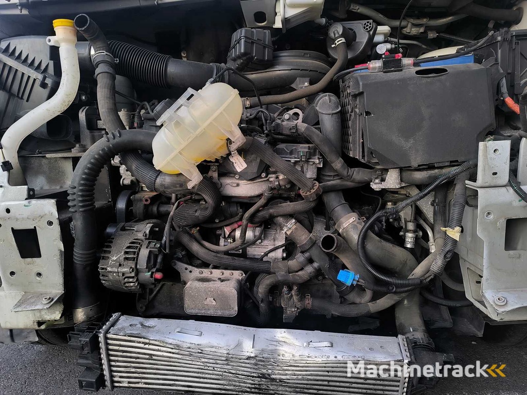 Renault Trafic 1.6 dCi | 2016 | 103.699 km | Diesel |