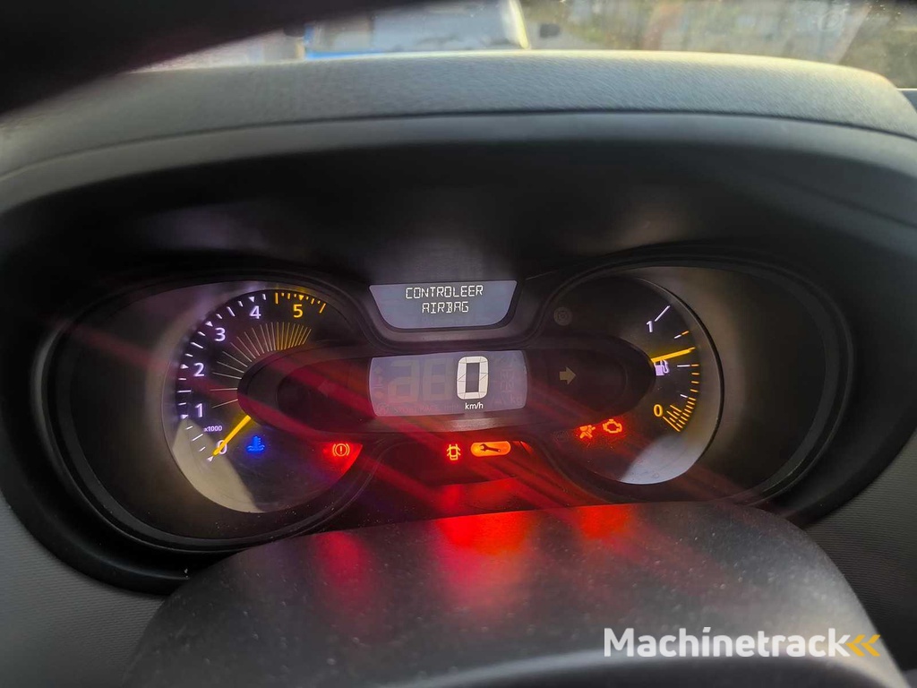 Renault Trafic 1.6 dCi | 2016 | 103.699 km | Diesel |