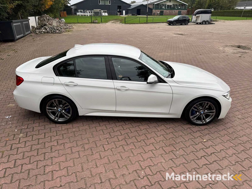 BMW 3er 316i High Executive 6-ZNT-25