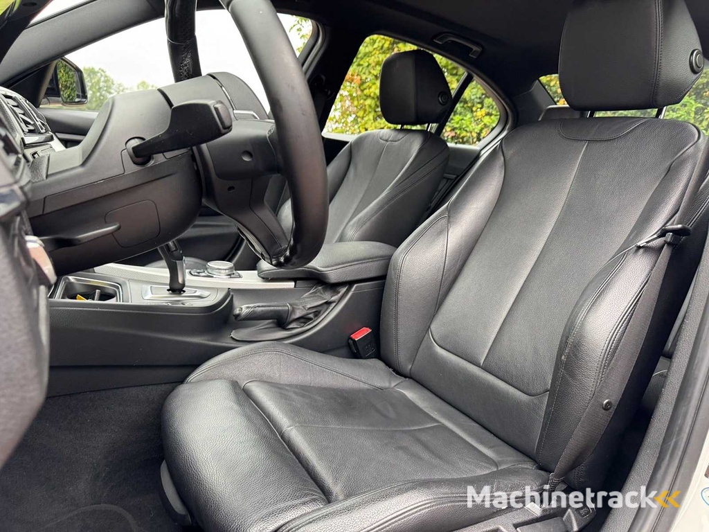 BMW 3er 316i High Executive 6-ZNT-25