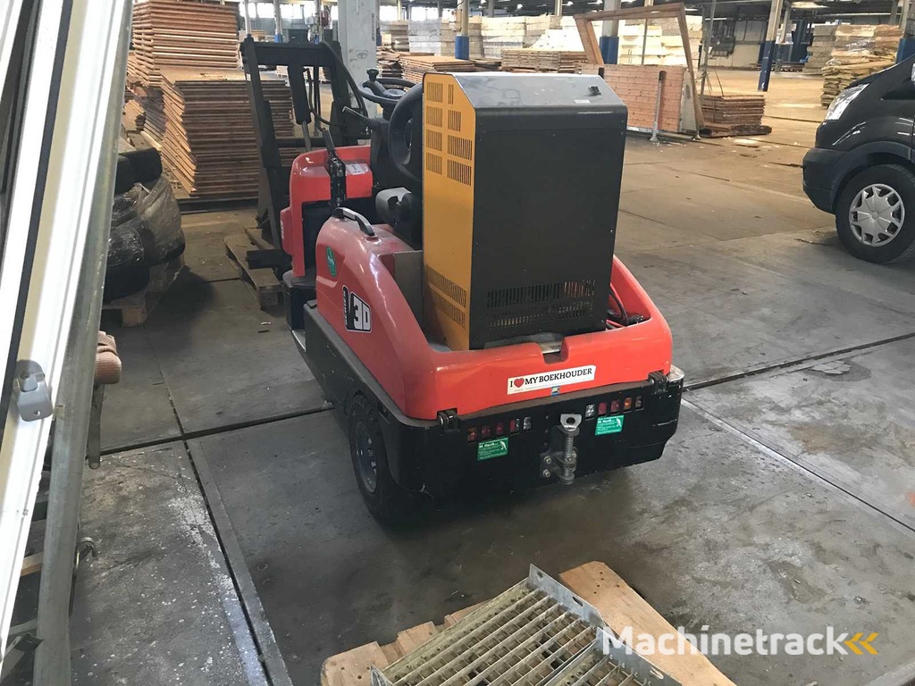 Electric tractor - 2018 - QDD30TS - Electric step-up tractor