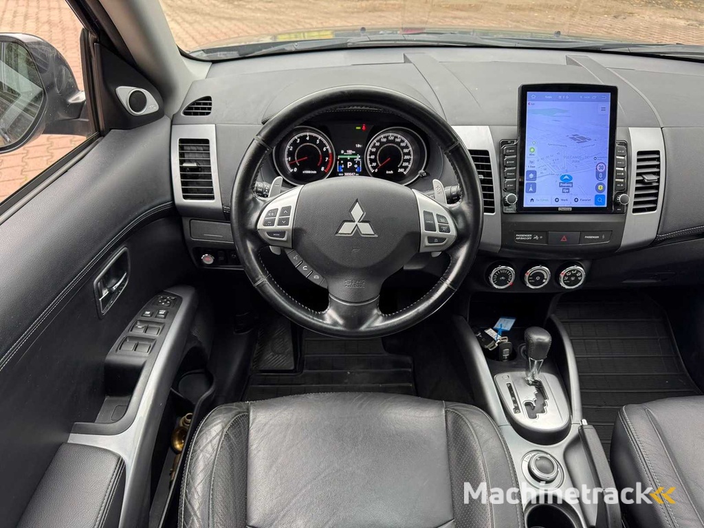 Mitsubishi Outlander 4x4 LPG G3 2.4 Intense+ 96-KLK-1