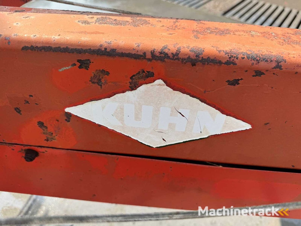 Kuhn - GA7301 - Grass Harvester -