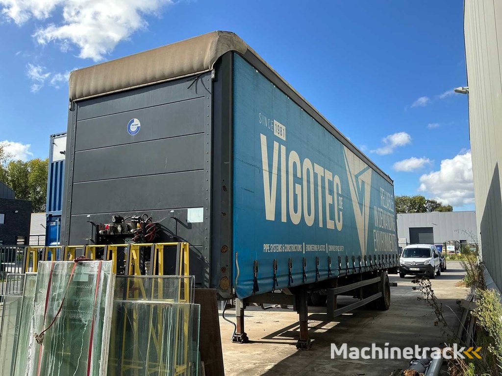 2016 System Trailers Planenanhänger