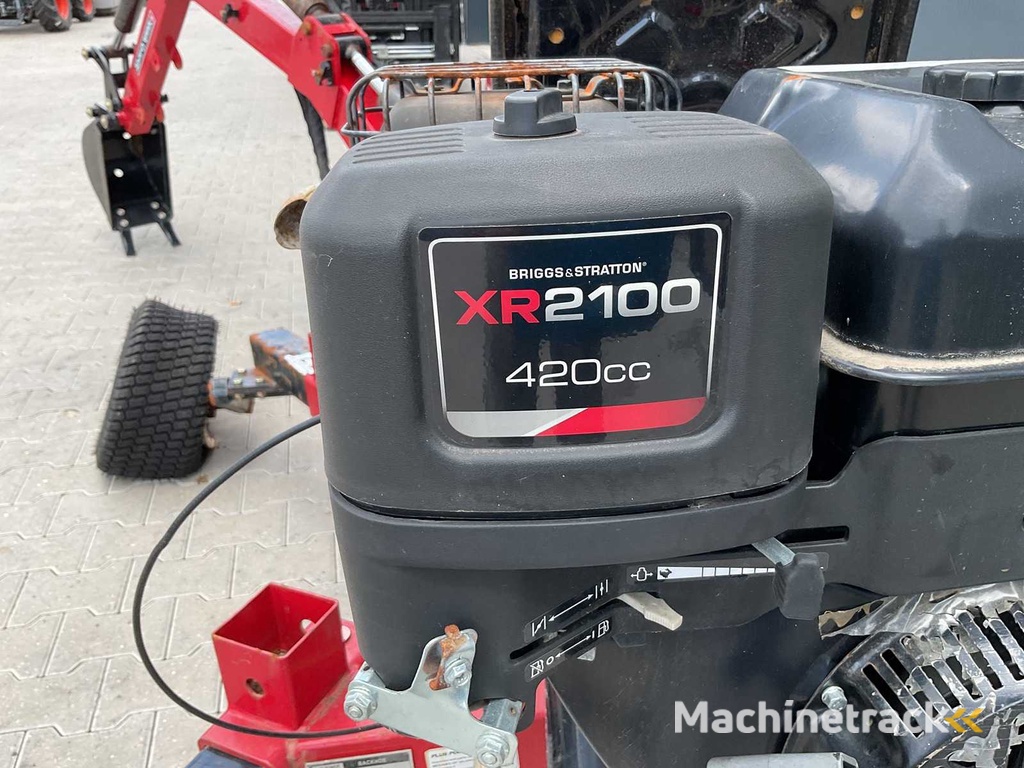 2021 Excavator with hitch Backhoe loader