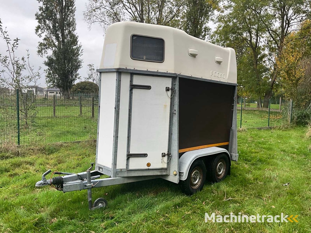 1994 Packo F1 Horse Trailer