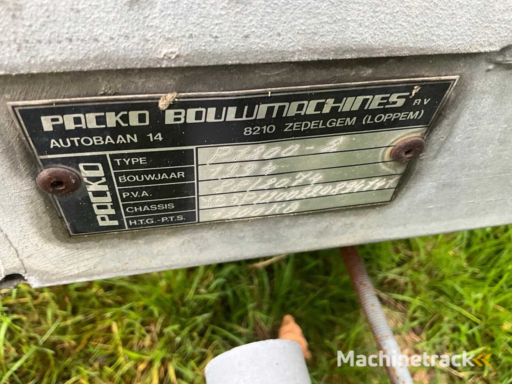 1994 Packo F1 Horse Trailer