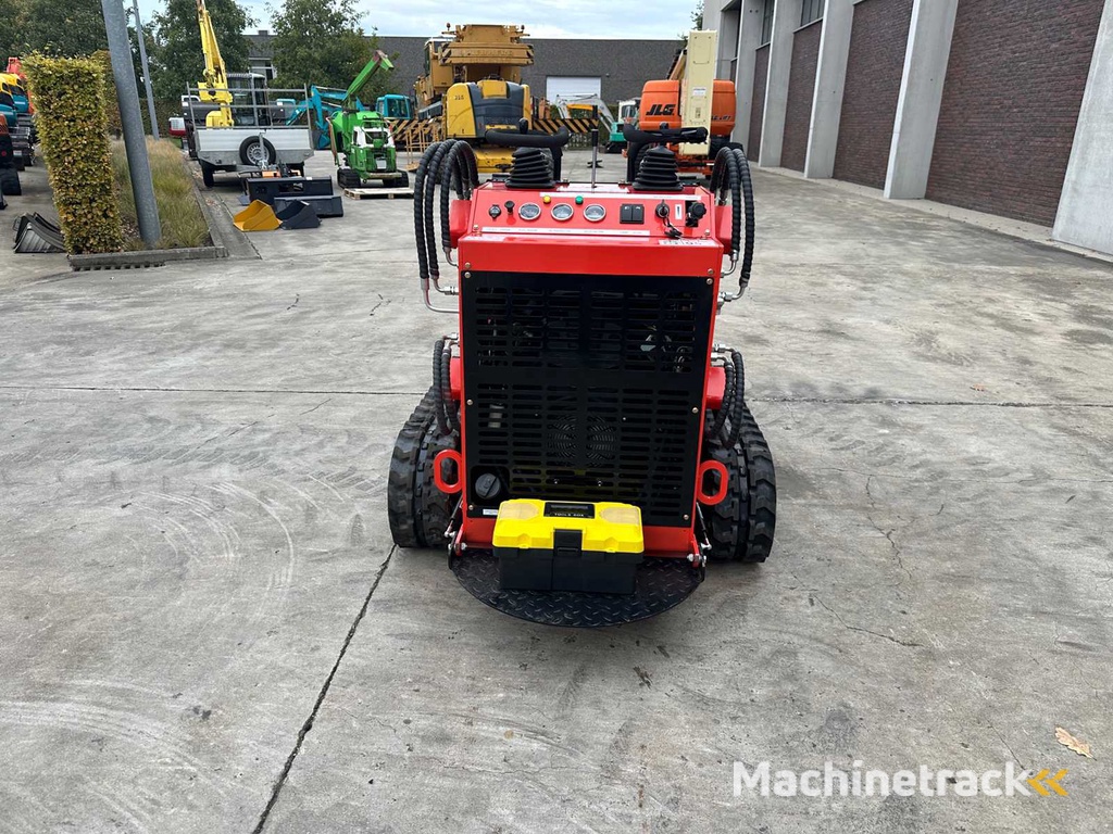 AGT - 2025 - LRT23 - Track loader with stump grinder