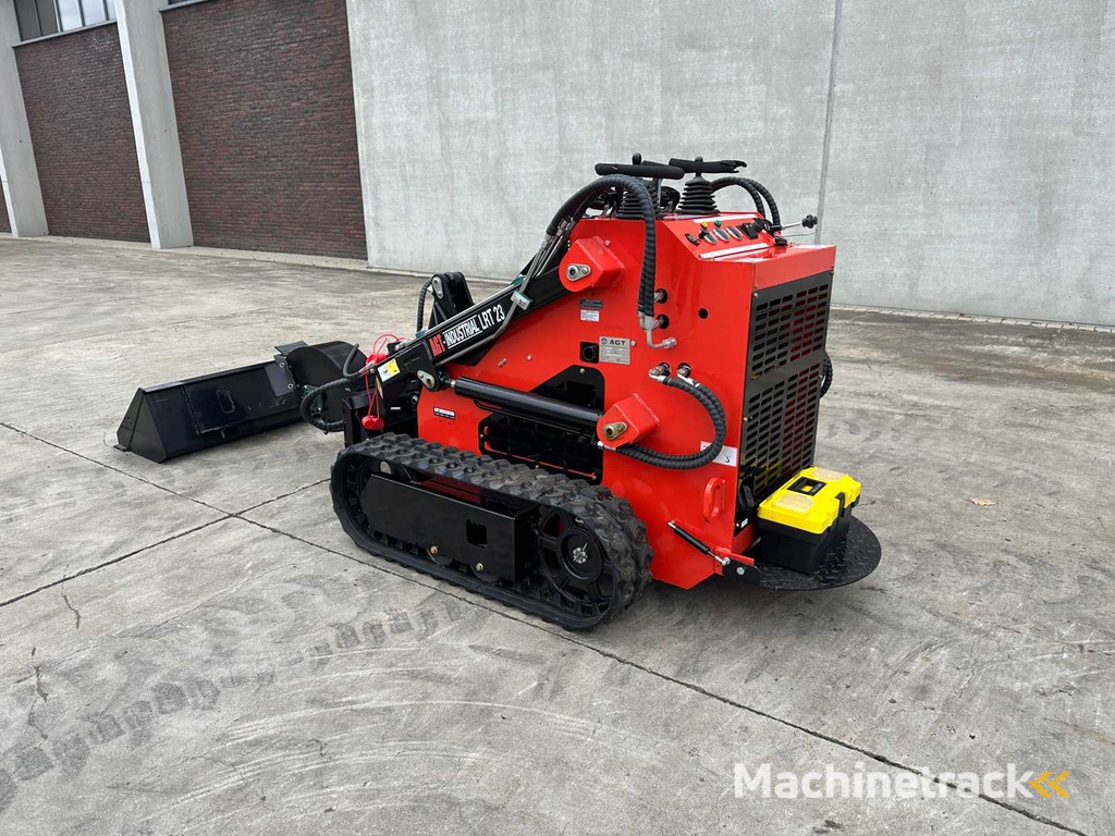 AGT - 2025 - LRT23 - Track loader with stump grinder