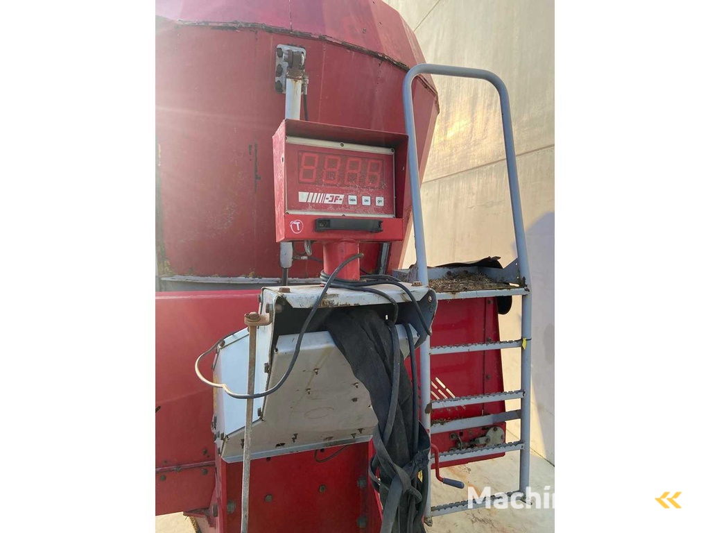 JF Stoll - Feeder VM18 - Futtermischwagen - 2007