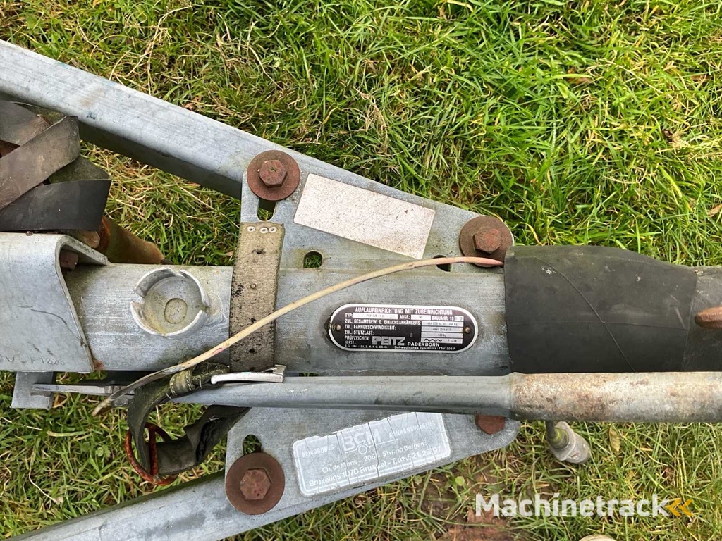 1989 Hitches Trailer