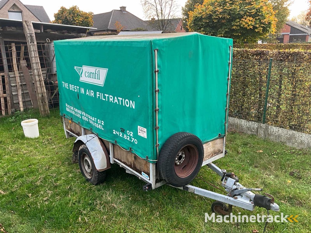 1989 Hitches Trailer